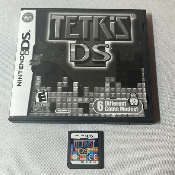 Nintendo DS Tetris Game - Picture 1 of 7
